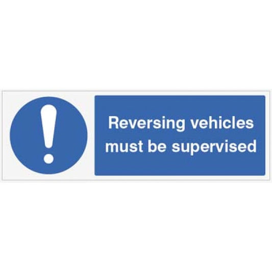 Reversing vehicles must be supervised (5486)