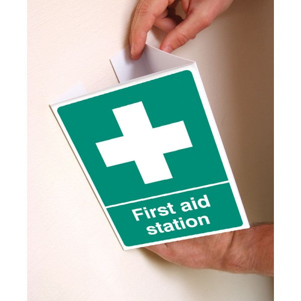 First aid station - projecting sign (5927)