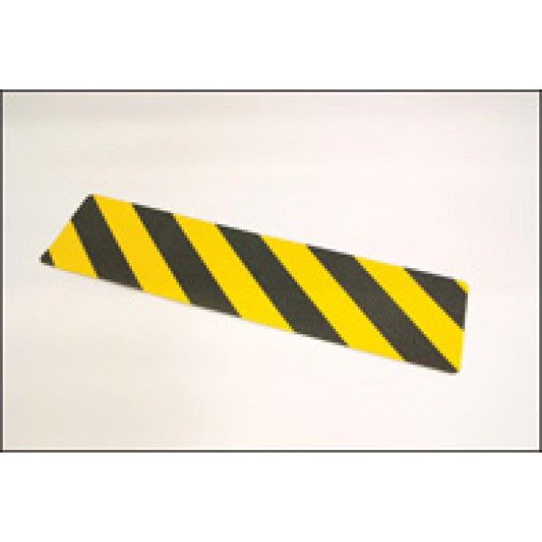 Anti-slip mat black/yellow chevron 610mm x150mm (9695)
